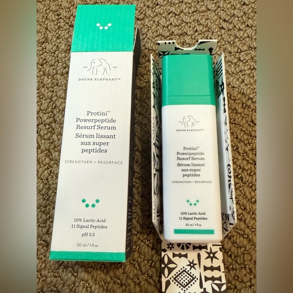 Drunk Elephant protini power peptide resurf serum